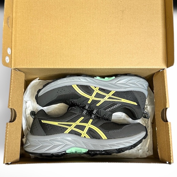 Sold - Picture 2 of 11